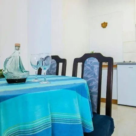 Apartment Seafront Jurkovica Komiza